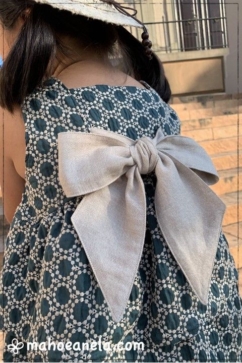 リゾートワンピース　子供服　型紙　バックリボン　手作り　ハンドメイド　姉妹ペア